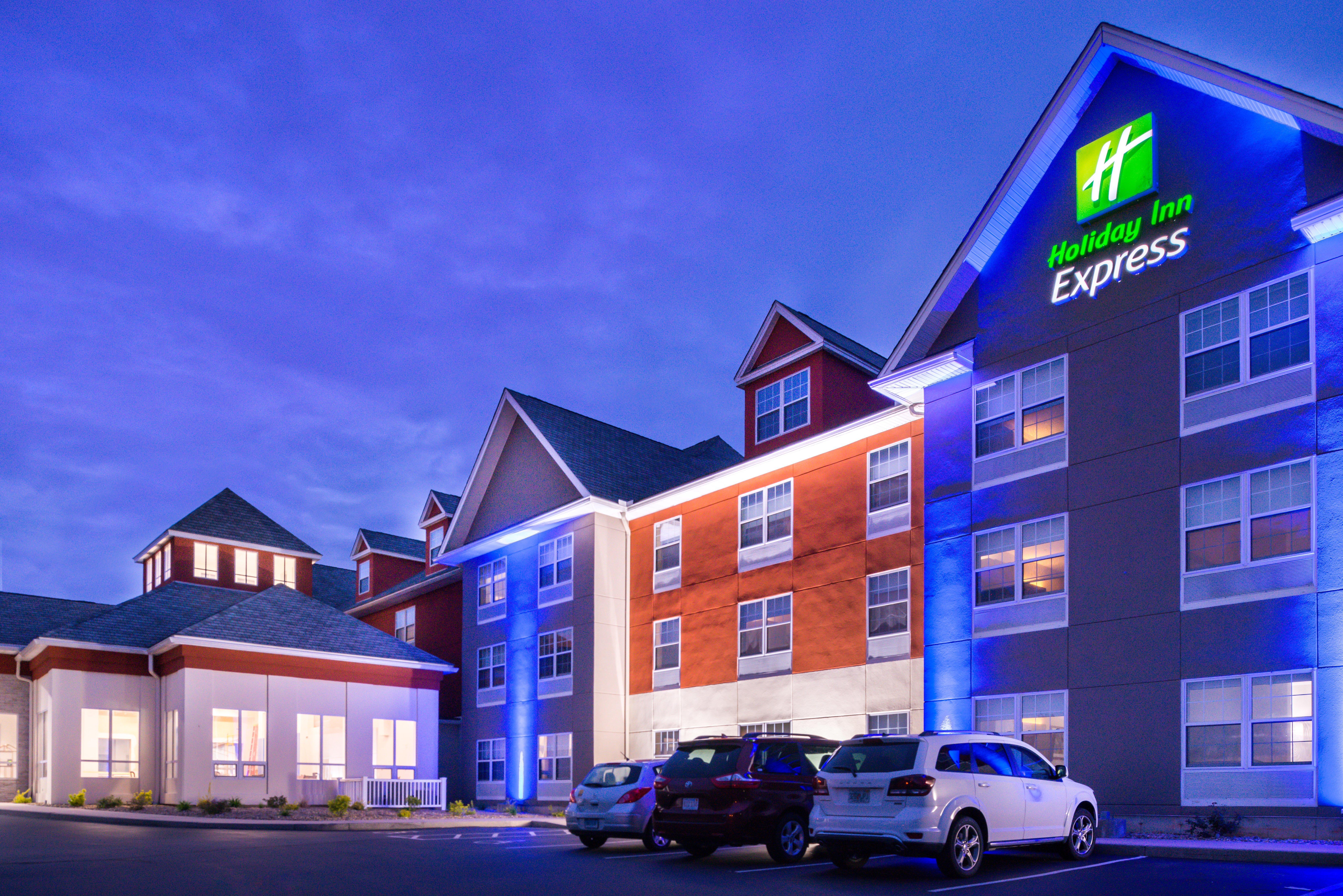 Holiday Inn Express Mystic, An Ihg Hotel Εξωτερικό φωτογραφία